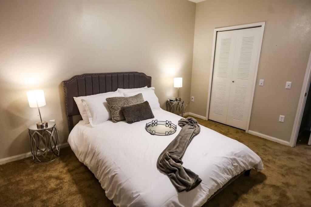 Lux 2Bd 2Ba Minutes From The Water Daire Pensacola Dış mekan fotoğraf