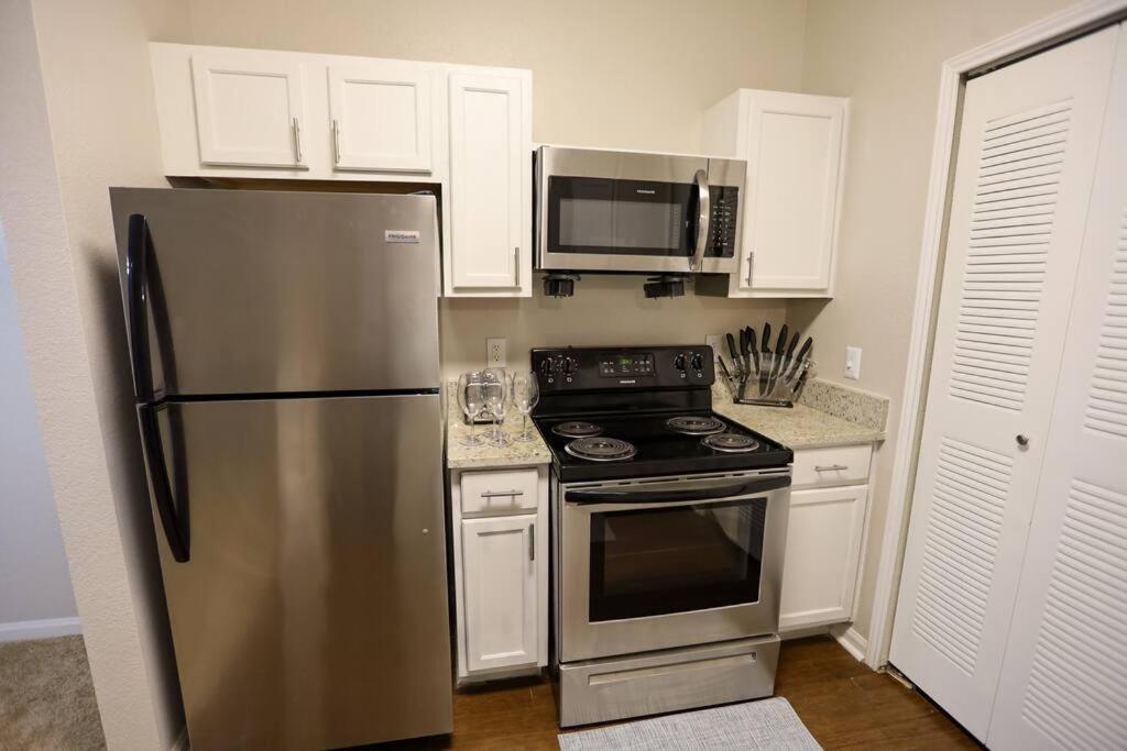 Lux 2Bd 2Ba Minutes From The Water Daire Pensacola Dış mekan fotoğraf