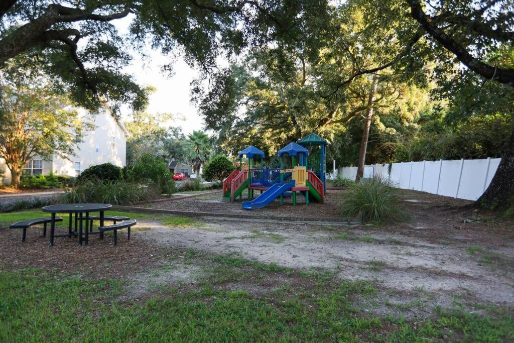 Lux 2Bd 2Ba Minutes From The Water Daire Pensacola Dış mekan fotoğraf